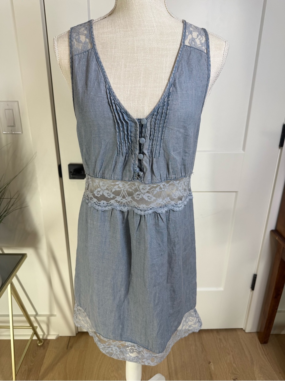 Free People Chambray Lace Trim Sleeveless Mini Dress Size Small Boho Cottagecor